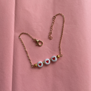 À la recherche d'idée pour cette Saint Valentin ! Découvrez notre collection de bijoux spéciale pour célébrer l'amour, en promotion. À offrir en cadeau romantique ou à garder pour soi...