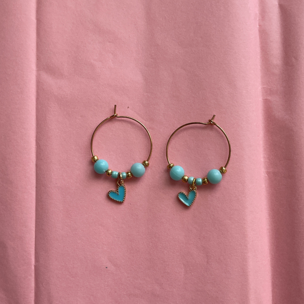 À la recherche d'idée pour cette Saint Valentin ! Découvrez notre collection de bijoux spéciale pour célébrer l'amour, en promotion. À offrir en cadeau romantique ou à garder pour soi...