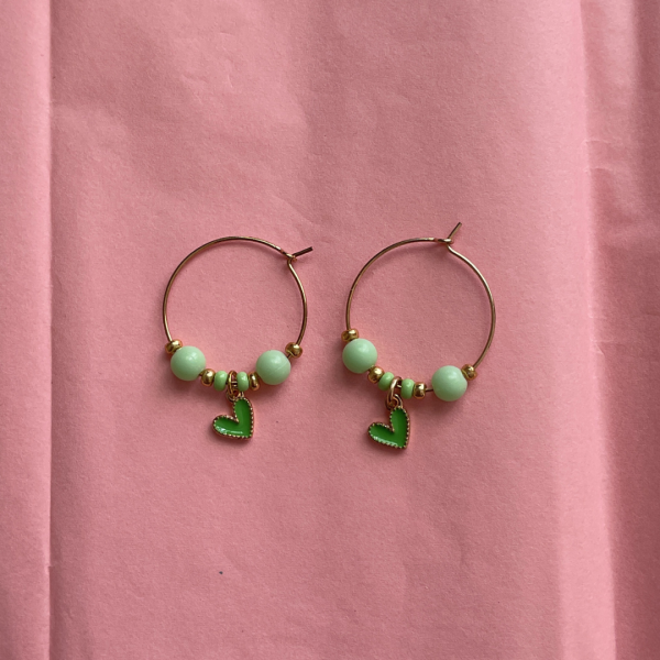 À la recherche d'idée pour cette Saint Valentin ! Découvrez notre collection de bijoux spéciale pour célébrer l'amour, en promotion. À offrir en cadeau romantique ou à garder pour soi...