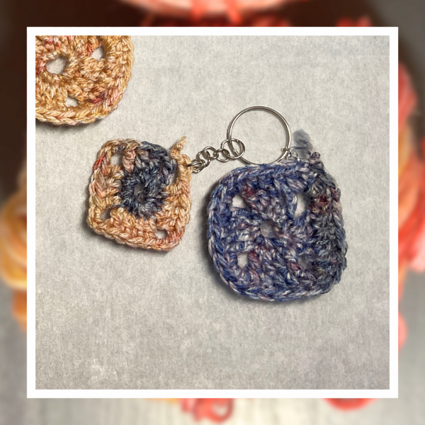 Porte-clés Granny Squares, pour les fans de crochet et de laine – Image 6